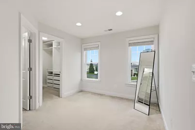 23698 Heather Mews Drive, Ashburn, VA 20148 - Photo 29