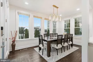 23698 Heather Mews Dr, Ashburn, VA 20148 - Photo 17