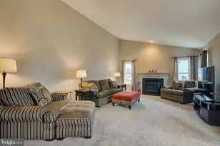 17372 Hilltop Dr, Purcellville, VA 20132 - Photo 13