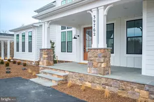 39762 Rivers Edge Ln, Lovettsville, VA 20180 - Photo 9