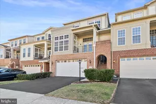 43277 Tumbletree Terrace, Broadlands, VA 20148 - Photo 3