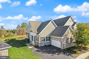 20950 Goose Preserve Dr, Ashburn, VA 20148 - Photo 3