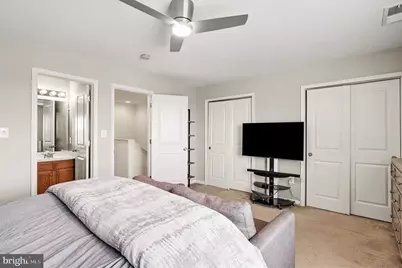 41627 Epping Green Square, Aldie, VA 20105 - Photo 9