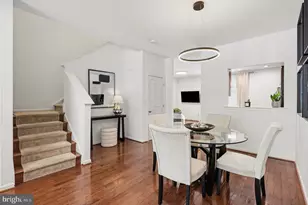 41627 Epping Green Square, Aldie, VA 20105 - Photo 5