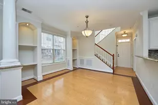 43865 Hickory Corner Terrace, Ashburn, VA 20147 - Photo 5