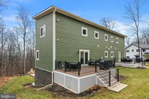 13537 Hanging Rock Ln, Lovettsville, VA 20180 - Photo 3