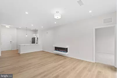 750 Mount Airy Terrace NE #403B, Leesburg, VA 20176 - Photo 5