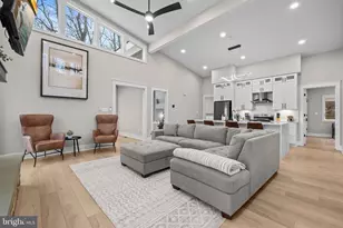 13549 Hanging Rock Ln, Lovettsville, VA 20180 - Photo 9