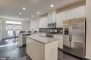 296 Wood Trestle Terrace SE, Leesburg, VA 20175 - Photo 3