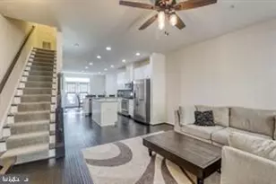 296 Wood Trestle Terrace SE, Leesburg, VA 20175 - Photo 5