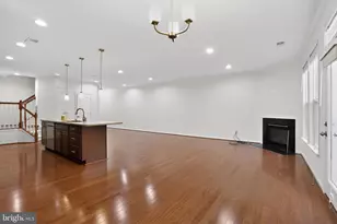 23550 Kingsdale Terrace, Brambleton, VA 20148 - Photo 11