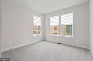 45176 Drowes Ter, Sterling, VA 20166 - Photo 29