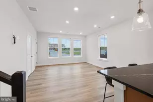 45176 Drowes Ter, Sterling, VA 20166 - Photo 5