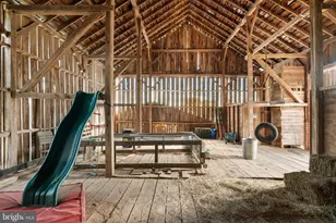 19937 Evergreen Mills Rd, Leesburg, VA 20175 - Photo 65