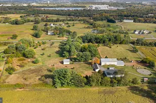 19937 Evergreen Mills Rd, Leesburg, VA 20175 - Photo 101