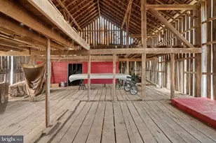 19937 Evergreen Mills Rd, Leesburg, VA 20175 - Photo 89