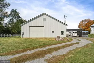 19937 Evergreen Mills Rd, Leesburg, VA 20175 - Photo 85