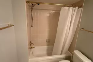 20360 Stillhouse Branch Pl, Sterling, VA 20165 - Photo 13