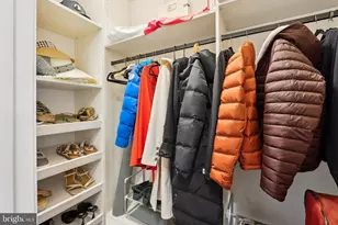 20386 Roslindale Dr, Ashburn, VA 20147 - Photo 9