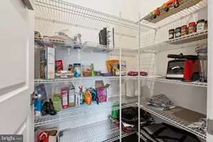 20386 Roslindale Dr, Ashburn, VA 20147 - Photo 31