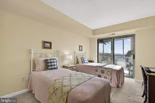 19385 Cypress Ridge Terrace, Leesburg, VA 20176 - Photo 37