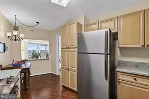 19385 Cypress Ridge Terrace, Leesburg, VA 20176 - Photo 27