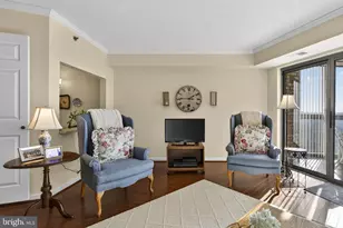 19385 Cypress Ridge Terrace, Leesburg, VA 20176 - Photo 19