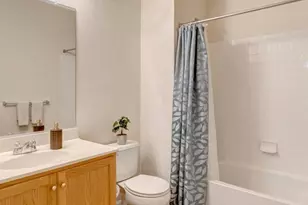 25121 Monteith Terrace, Chantilly, VA 20152 - Photo 9