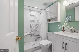 314 Sugarland Run Dr, Sterling, VA 20164 - Photo 21