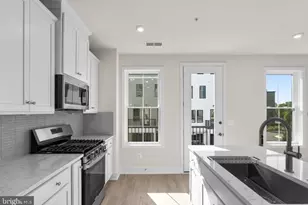 21764 Dollis Hl Ter, Ashburn, VA 20148 - Photo 9