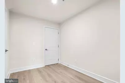 21764 Dollis Hill Terrace, Ashburn, VA 20148 - Photo 5