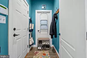 43423 Mountcastle Dr, Chantilly, VA 20152 - Photo 31