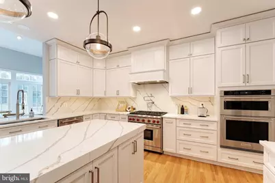 42591 Unbridleds Song Place, Chantilly, VA 20152 - Photo 23