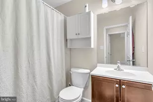 603 N York Rd, Sterling, VA 20164 - Photo 23