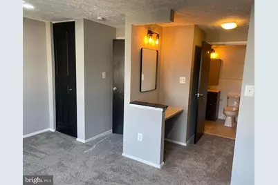 309 Brethour Court, Sterling, VA 20164 - Photo 9