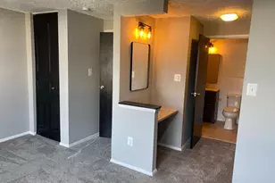 309 Brethour Ct, Sterling, VA 20164 - Photo 9