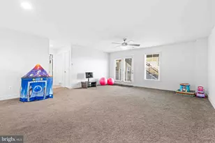 25528 Woodbine Farm Dr, Chantilly, VA 20152 - Photo 29