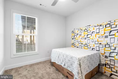 25528 Woodbine Farm Drive, Chantilly, VA 20152 - Photo 33