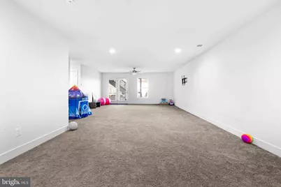 25528 Woodbine Farm Drive, Chantilly, VA 20152 - Photo 27