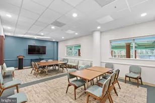 19375 Cypress Ridge Terrace, Leesburg, VA 20176 - Photo 41