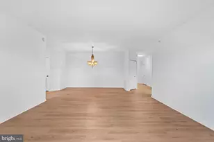 19375 Cypress Ridge Terrace, Leesburg, VA 20176 - Photo 11