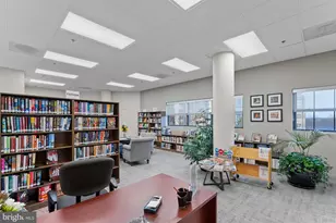 19375 Cypress Ridge Terrace, Leesburg, VA 20176 - Photo 43