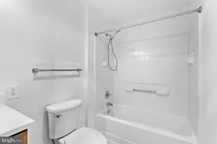 19375 Cypress Ridge Terrace, Leesburg, VA 20176 - Photo 25