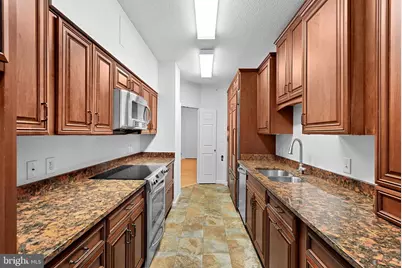 19375 Cypress Ridge Terrace #901, Leesburg, VA 20176 - Photo 7