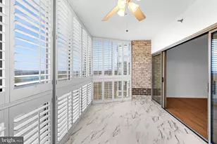 19375 Cypress Ridge Terrace, Leesburg, VA 20176 - Photo 17