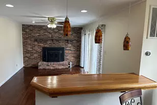 20040 Bobwhite Ln, Sterling, VA 20165 - Photo 5