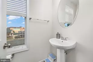 1426 Ribbon Limestone Terrace SE, Leesburg, VA 20175 - Photo 31