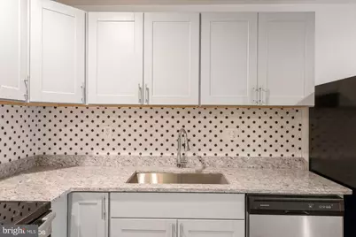 25532 Byrnes Crossing Drive, Chantilly, VA 20152 - Photo 11