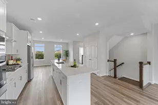 705 Sawback Sq NE, Leesburg, VA 20176 - Photo 13