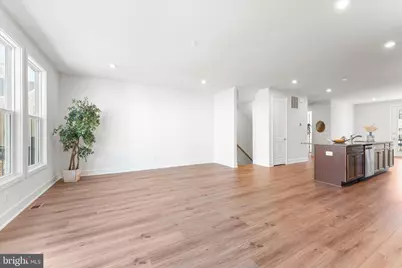 23080 Soaring Heights Terrace, Ashburn, VA 20148 - Photo 9